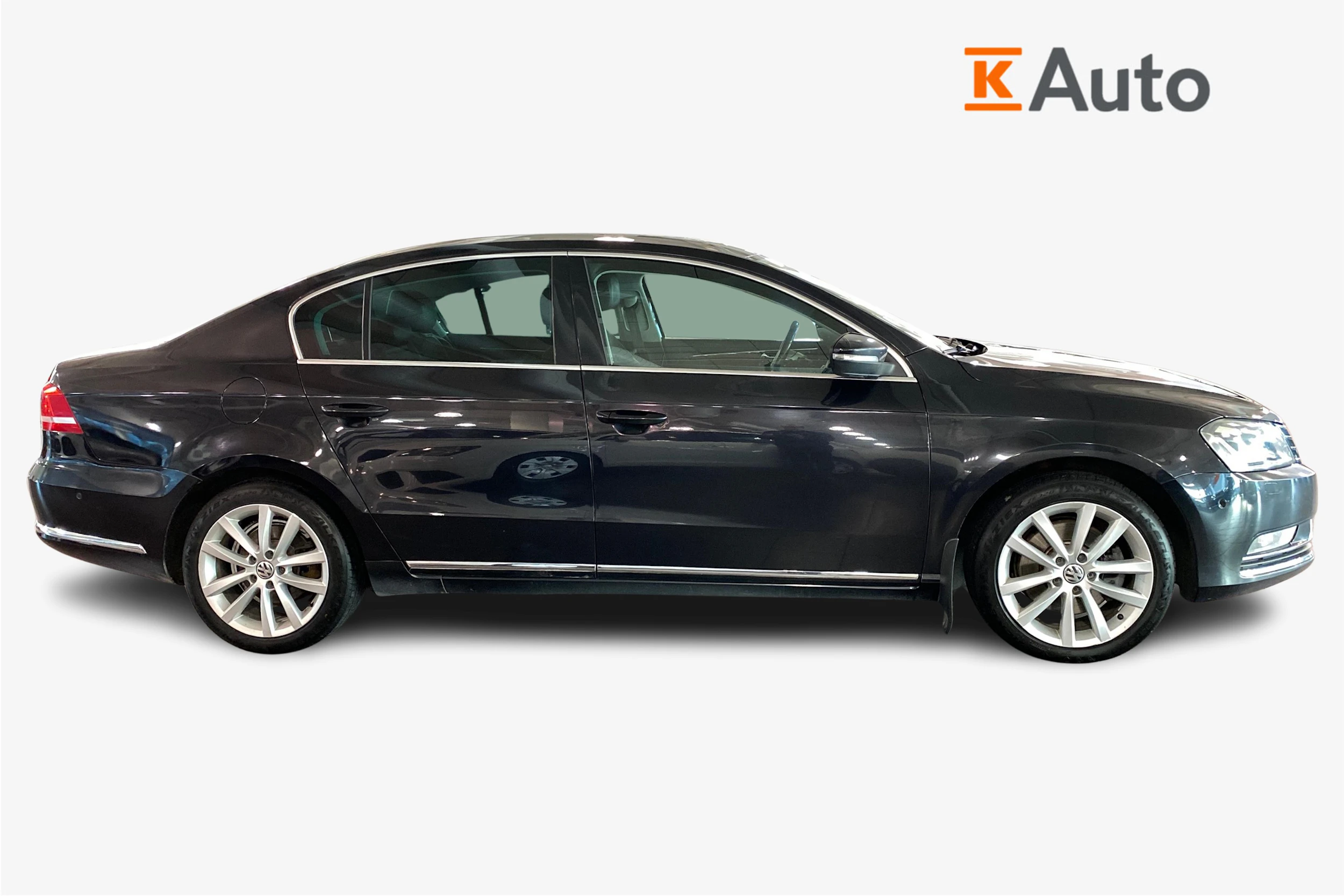 musta Volkswagen Passat 2011 kuva 5.