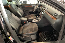 musta Volkswagen Passat 2011 kuva 14.