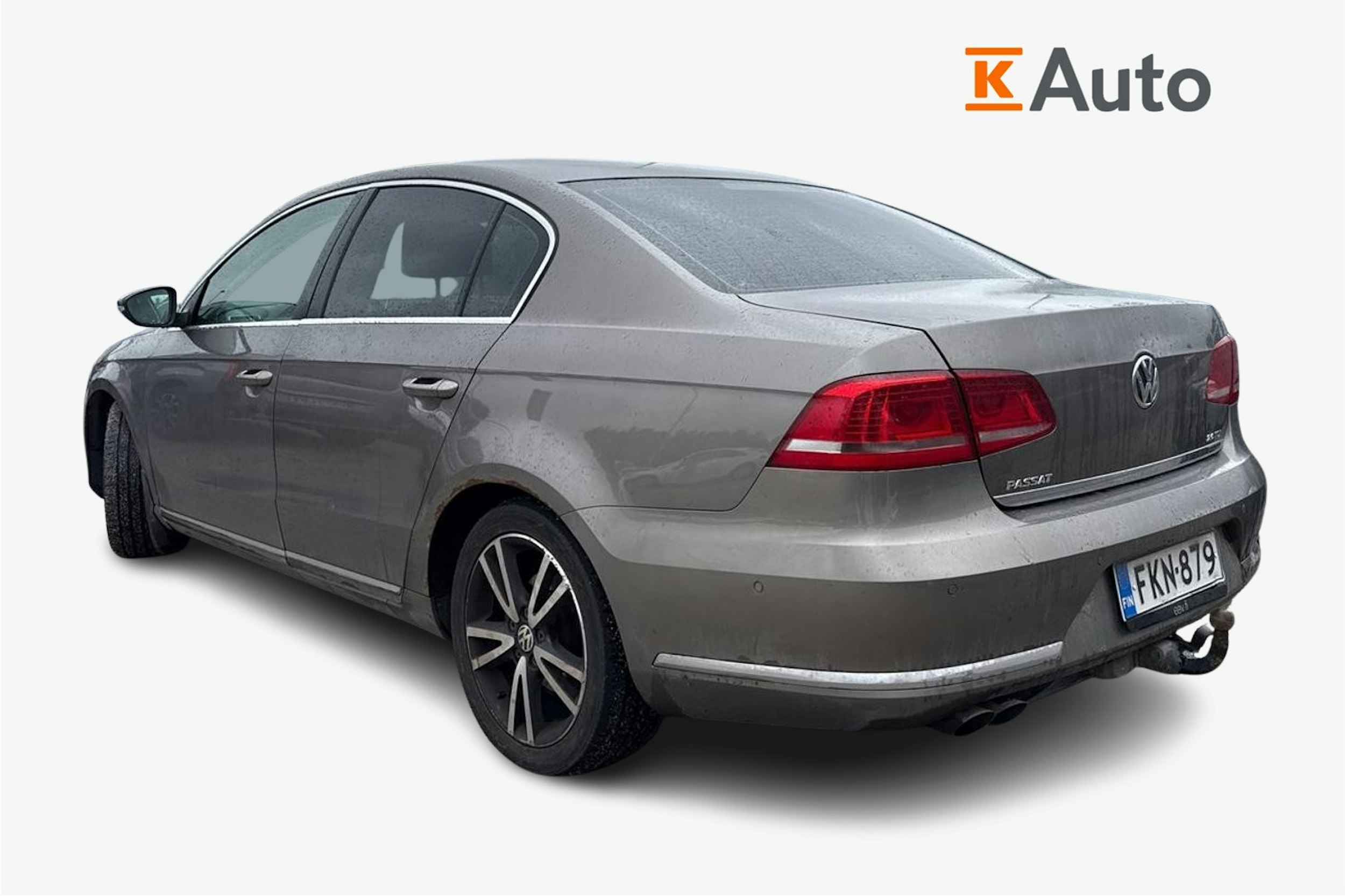 ruskea (beige) Volkswagen Passat 2011 kuva 2.