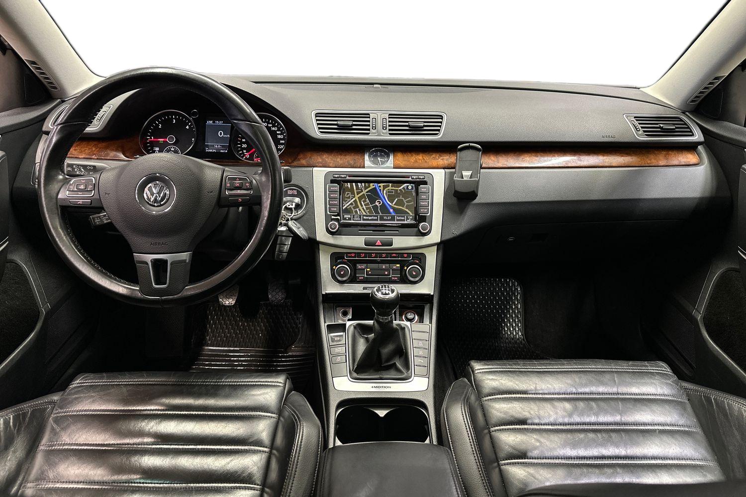 Volkswagen Passat 2011, bild 7/24