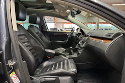 harmaa Volkswagen Passat 2011 kuva 11.