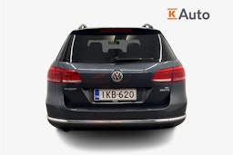 harmaa Volkswagen Passat 2011 kuva 3.
