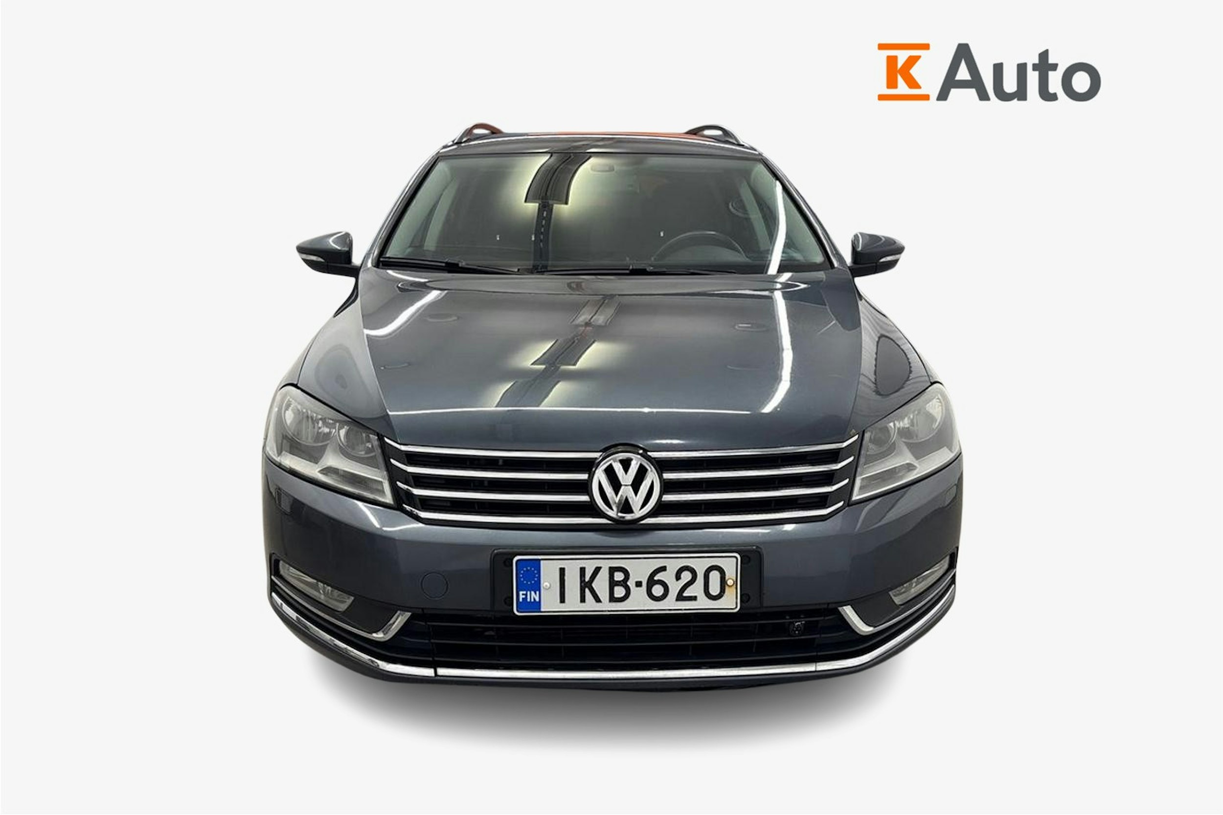 harmaa Volkswagen Passat 2011 kuva 5.