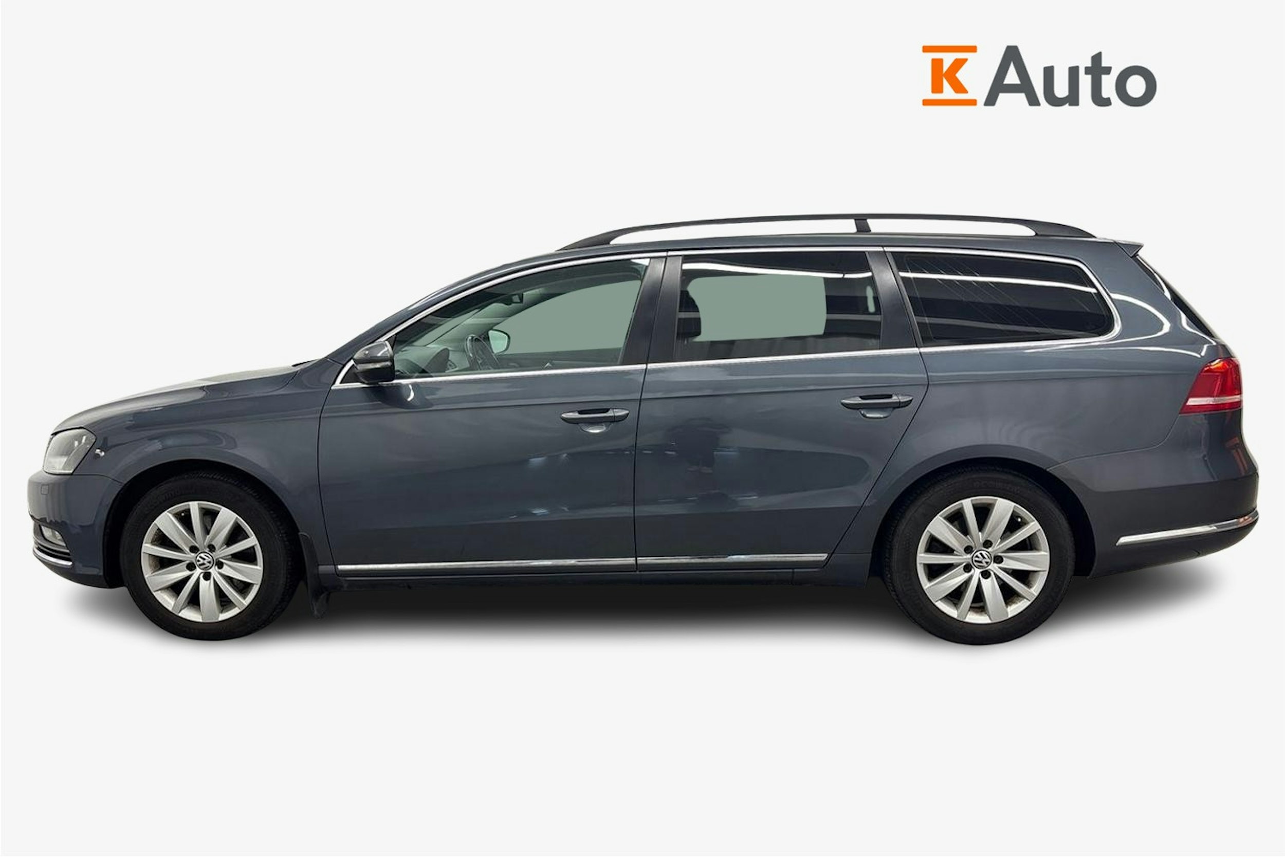 harmaa Volkswagen Passat 2011 kuva 6.
