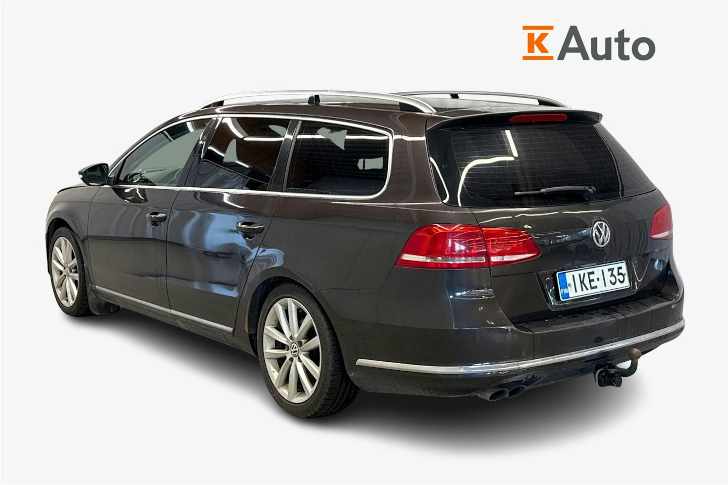 ruskea (beige) Volkswagen Passat 2011 kuva 2.