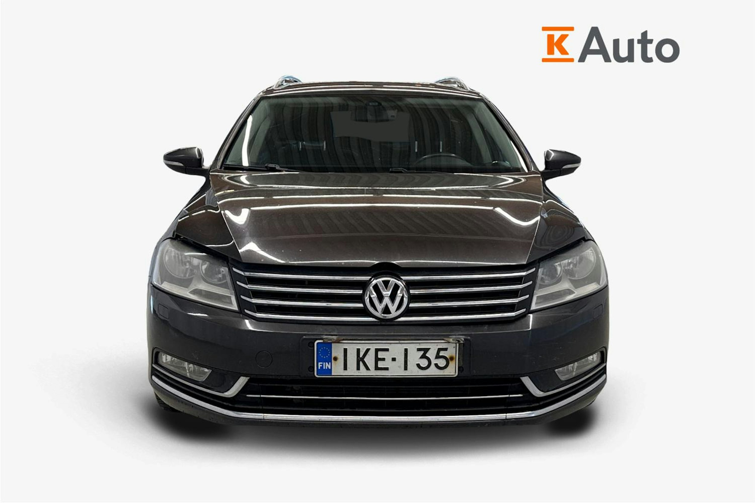 ruskea (beige) Volkswagen Passat 2011 kuva 4.