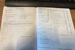 ruskea (beige) Volkswagen Passat 2011 kuva 29.