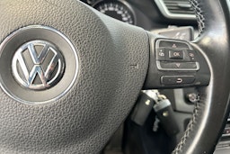 harmaa Volkswagen Passat 2011 kuva 19.