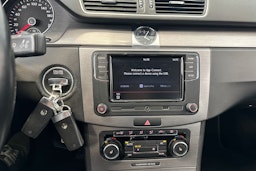harmaa Volkswagen Passat 2011 kuva 21.