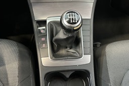 harmaa Volkswagen Passat 2011 kuva 22.