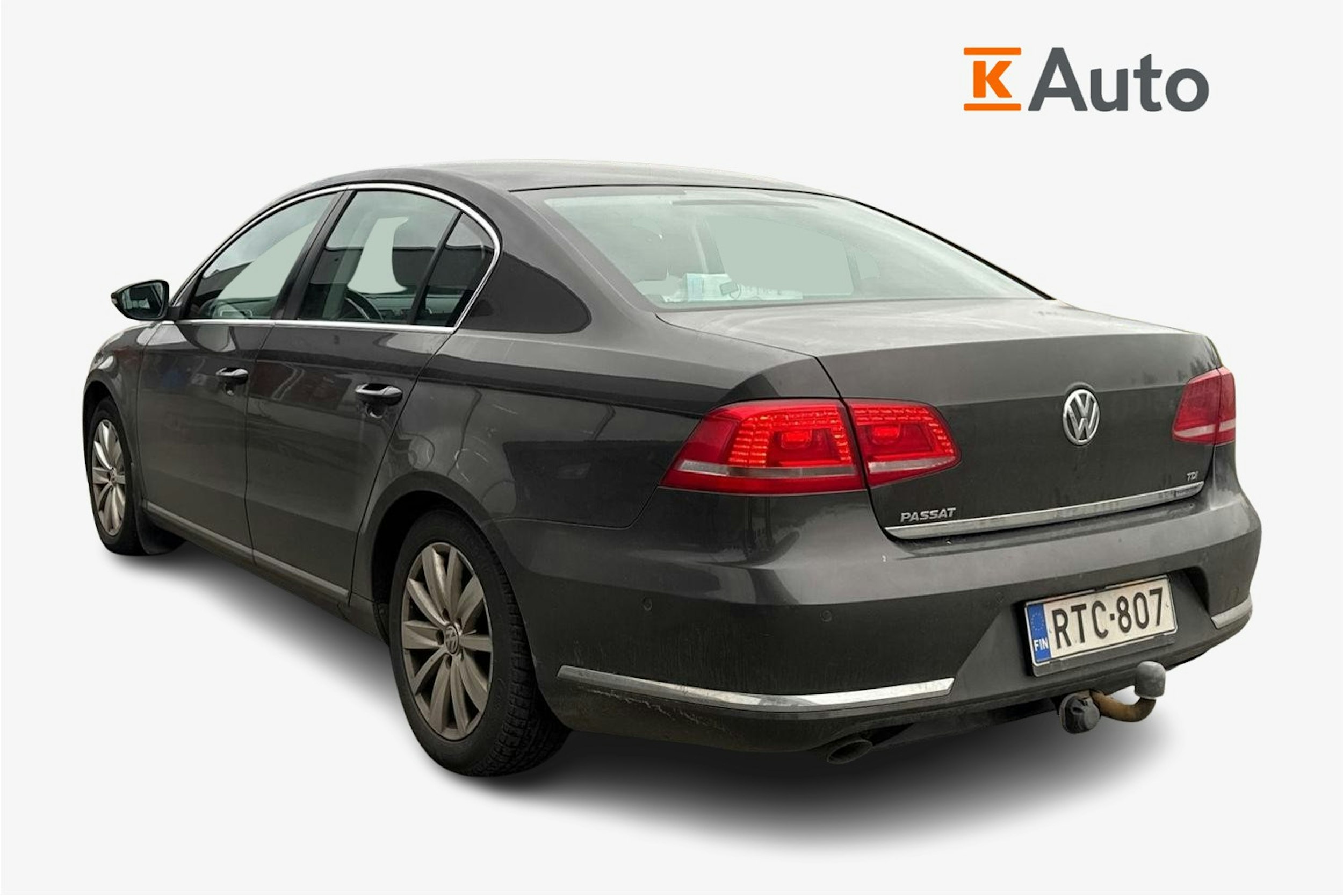 ruskea (beige) Volkswagen Passat 2011 kuva 2.