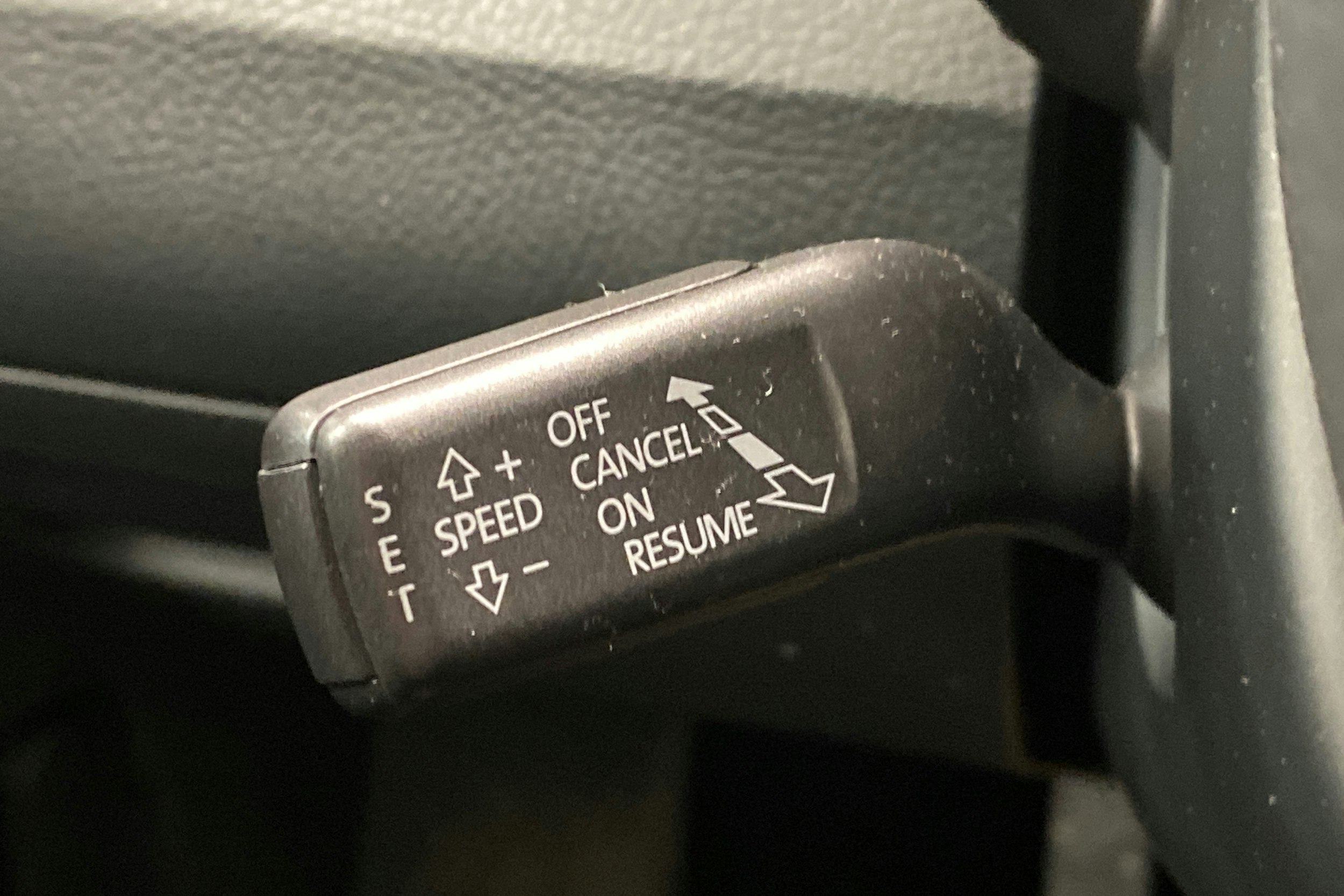 valkoinen Volkswagen Passat 2011 kuva 19.