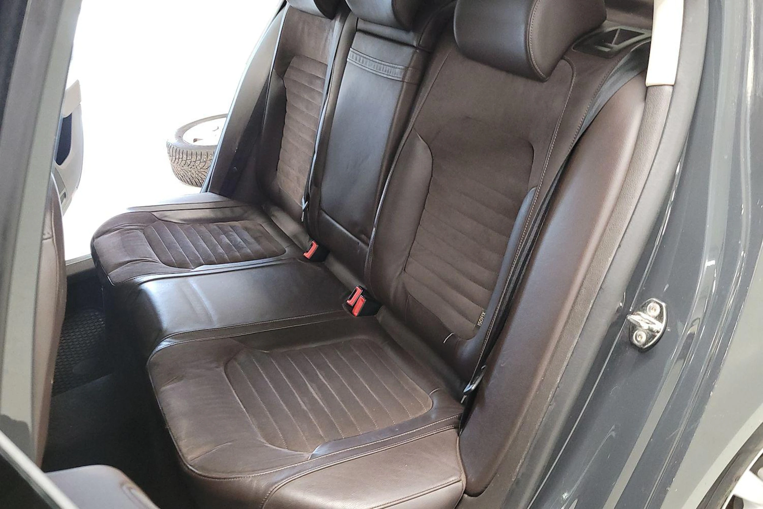 harmaa Volkswagen Passat 2011 kuva 11.