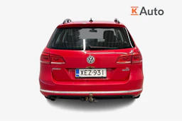 punainen Volkswagen Passat 2011 kuva 3.