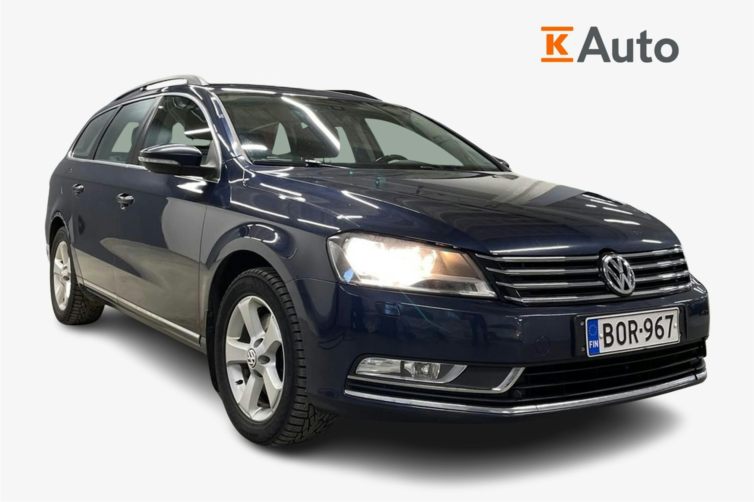 Sininen Volkswagen PASSAT 2012 kuva 1.