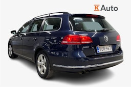 Sininen Volkswagen PASSAT 2012 kuva 2.