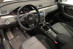 Sininen Volkswagen PASSAT 2012 kuva 6.