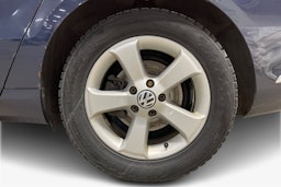 Sininen Volkswagen PASSAT 2012 kuva 9.