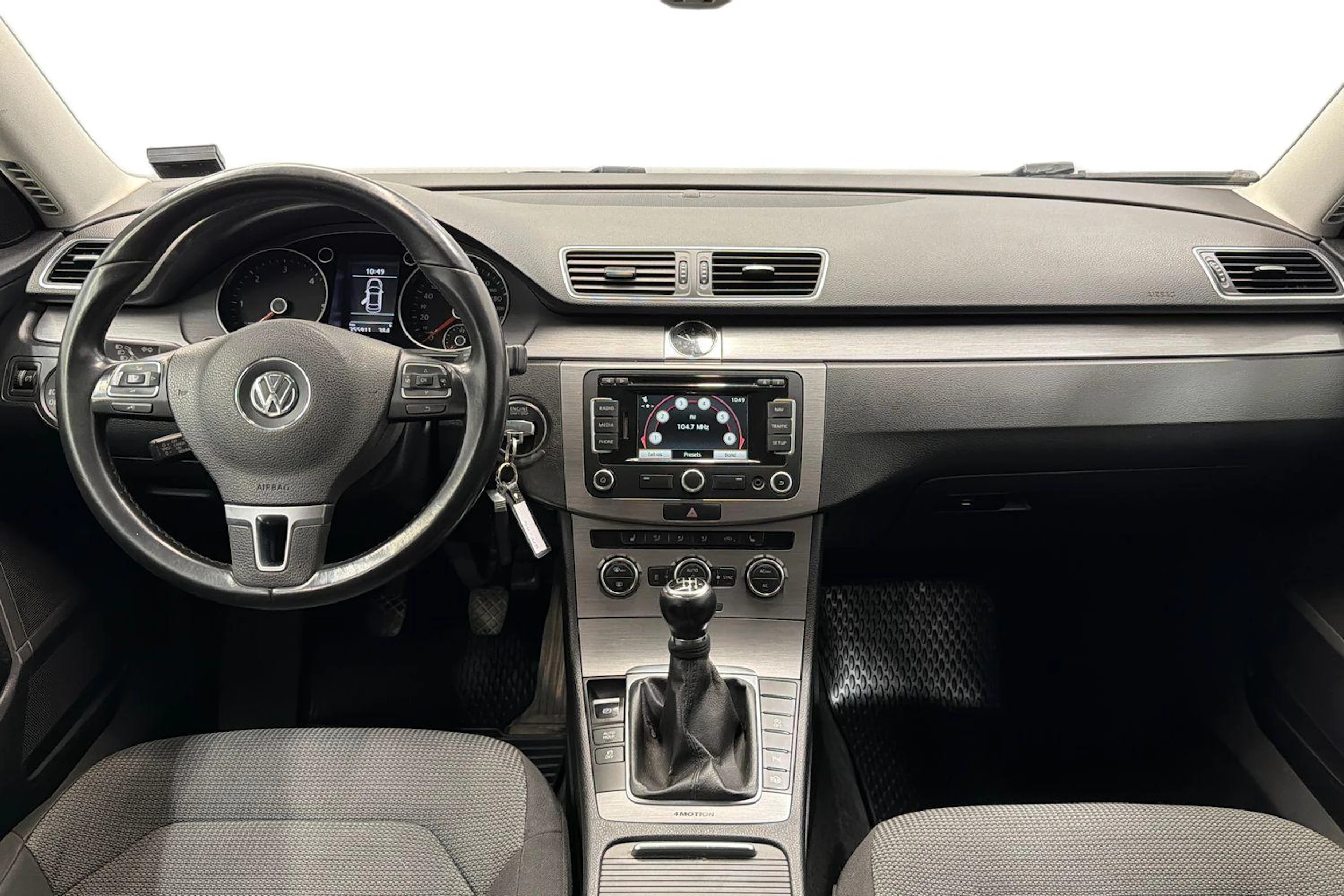 harmaa Volkswagen Passat 2012 kuva 7.