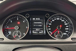 harmaa Volkswagen Passat 2012 kuva 15.