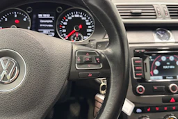 harmaa Volkswagen Passat 2012 kuva 17.