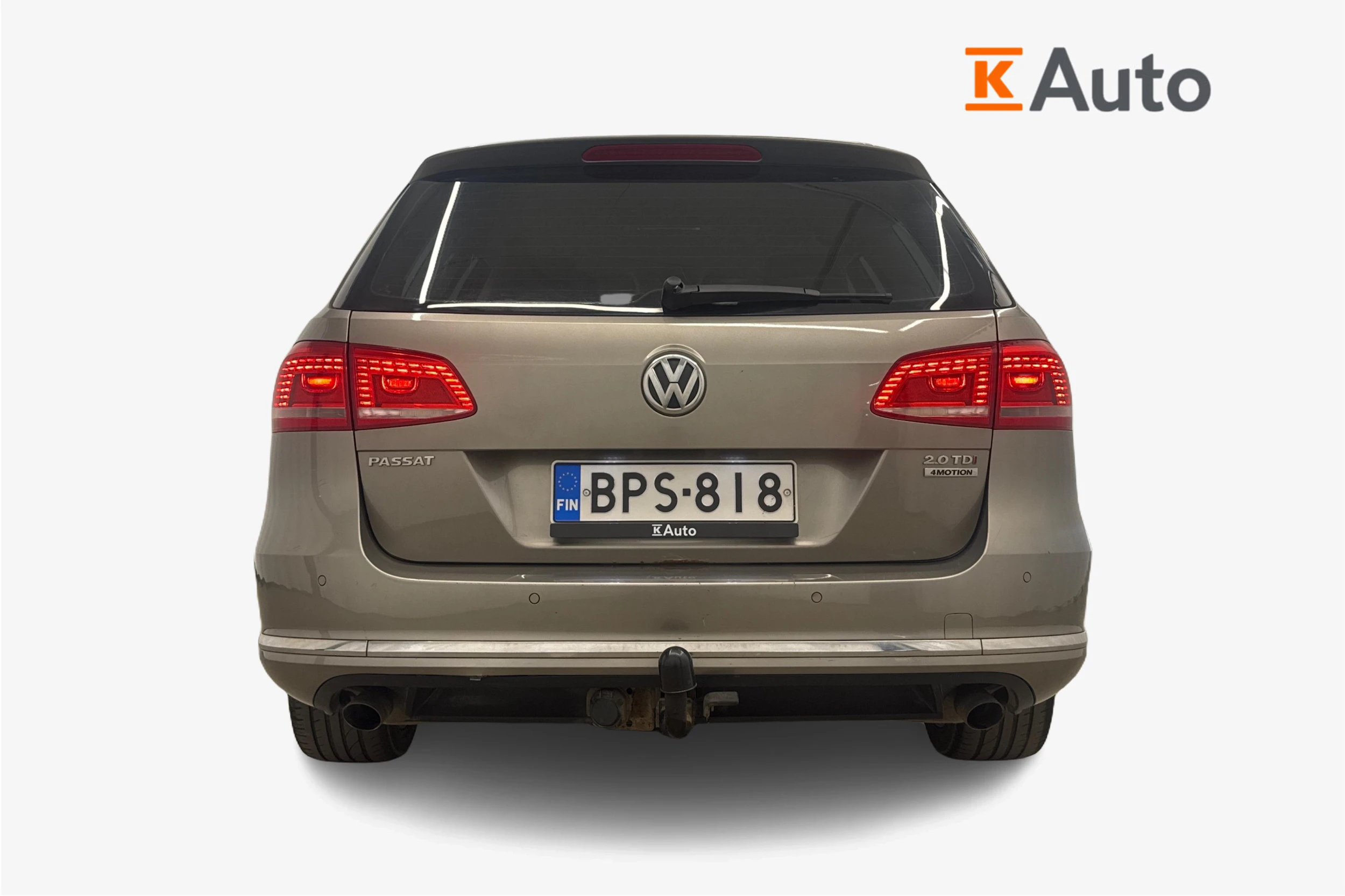 Ruskea (beige) Volkswagen PASSAT 2012 kuva 4.