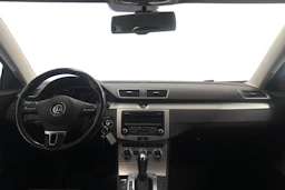 Ruskea (beige) Volkswagen PASSAT 2012 kuva 9.
