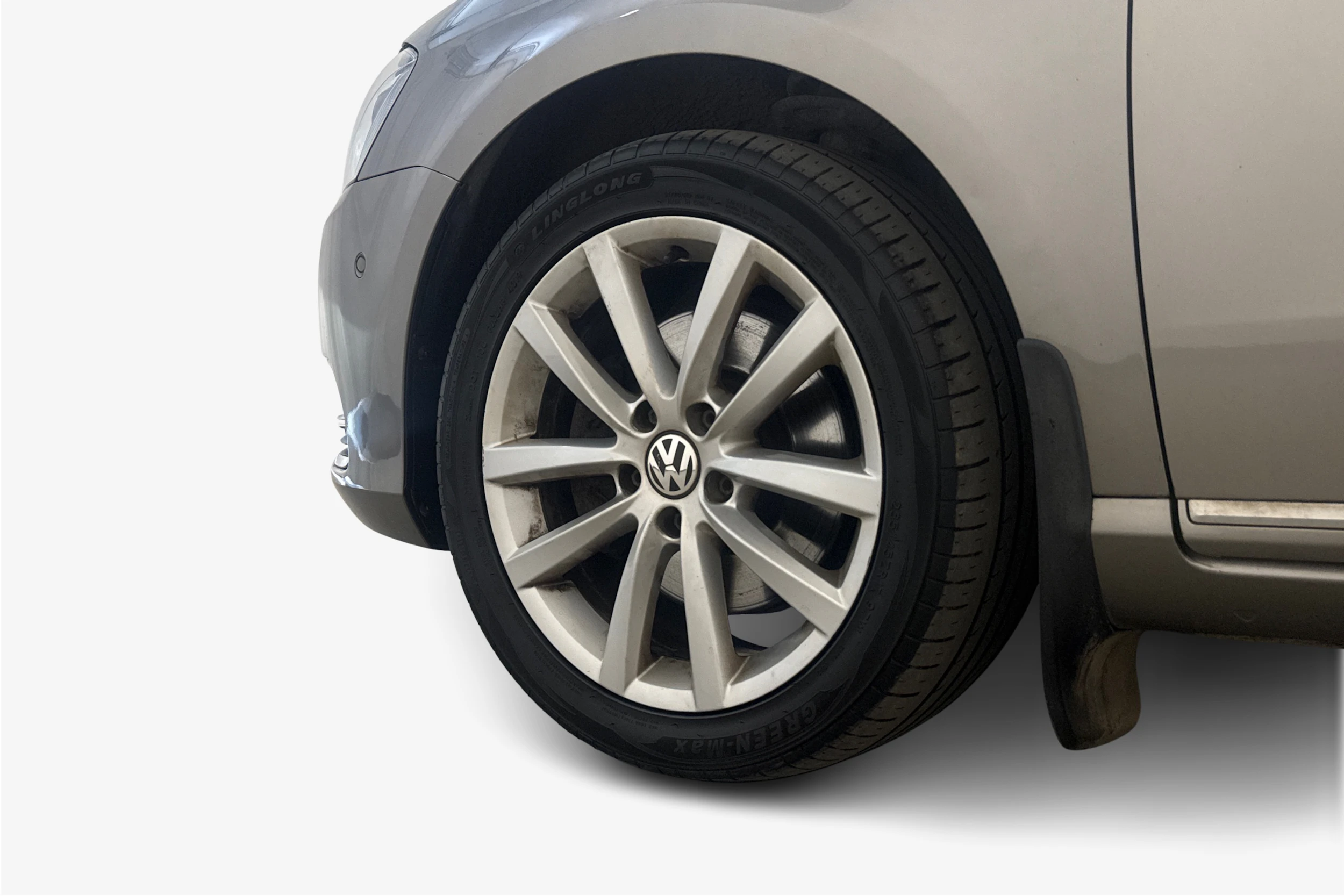 Ruskea (beige) Volkswagen PASSAT 2012 kuva 12.
