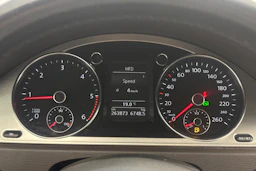 Ruskea (beige) Volkswagen PASSAT 2012 kuva 15.