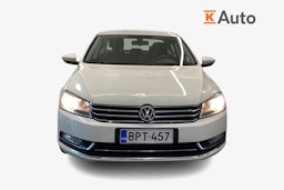 valkoinen Volkswagen Passat 2012 kuva 5.