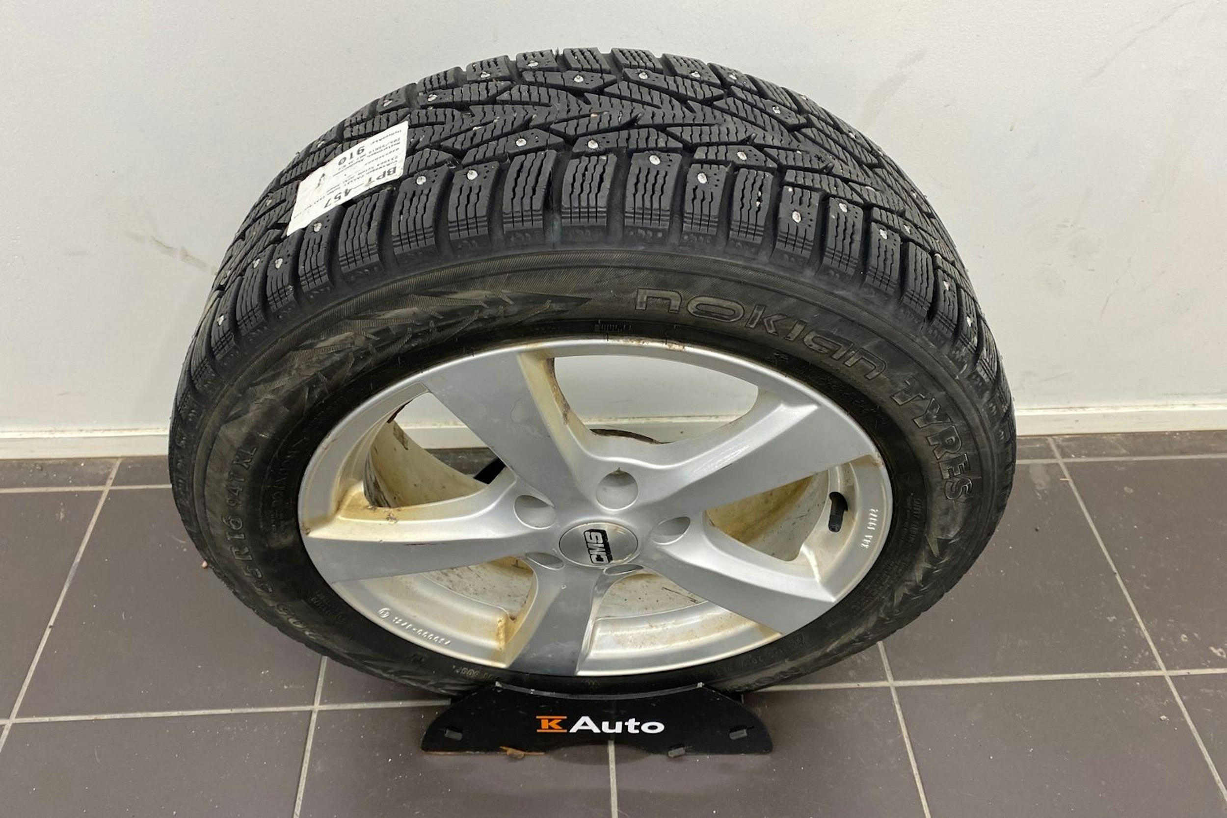 valkoinen Volkswagen Passat 2012 kuva 23.