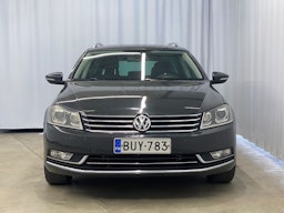 harmaa Volkswagen Passat 2012 kuva 2.