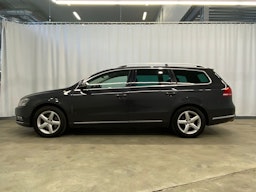 harmaa Volkswagen Passat 2012 kuva 5.