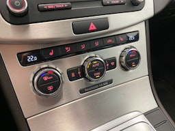 harmaa Volkswagen Passat 2012 kuva 21.