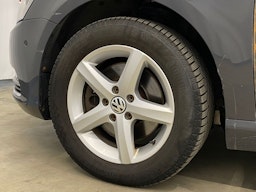 harmaa Volkswagen Passat 2012 kuva 31.