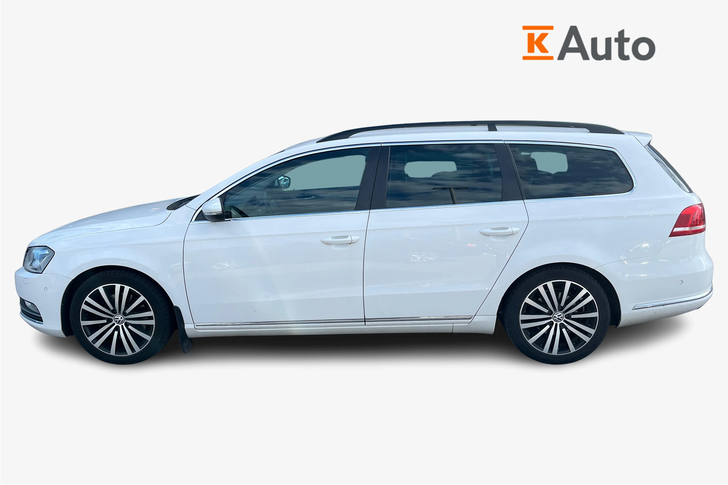 Valkoinen Volkswagen PASSAT 2012 kuva 5.