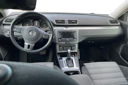 Valkoinen Volkswagen PASSAT 2012 kuva 7.