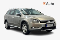 ruskea (beige) Volkswagen Passat 2012 kuva 1.