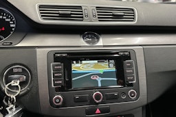 harmaa Volkswagen Passat 2012 kuva 23.