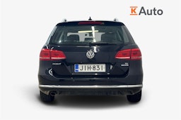 musta Volkswagen Passat 2012 kuva 3.