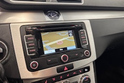 musta Volkswagen Passat 2012 kuva 17.