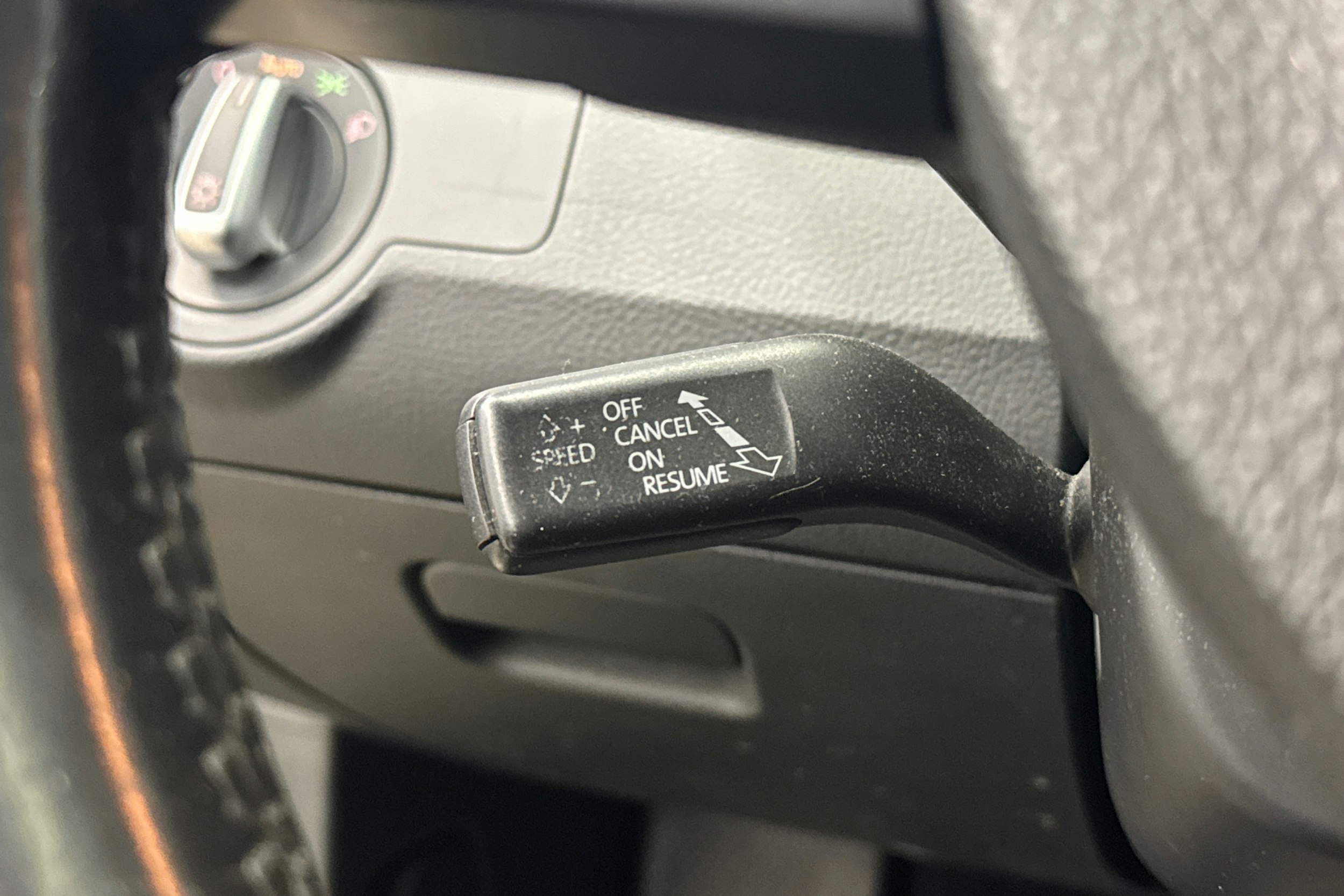 musta Volkswagen Passat 2012 kuva 18.