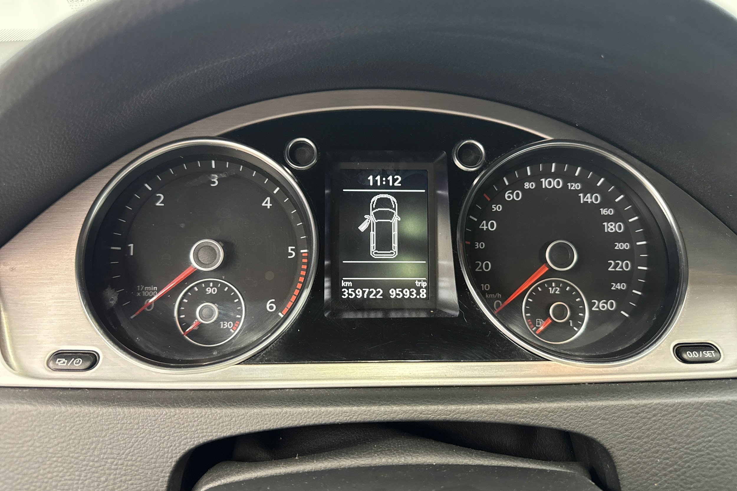 musta Volkswagen Passat 2012 kuva 20.