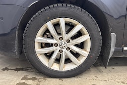 musta Volkswagen Passat 2012 kuva 22.