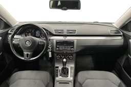 Harmaa Volkswagen PASSAT 2012 kuva 9.