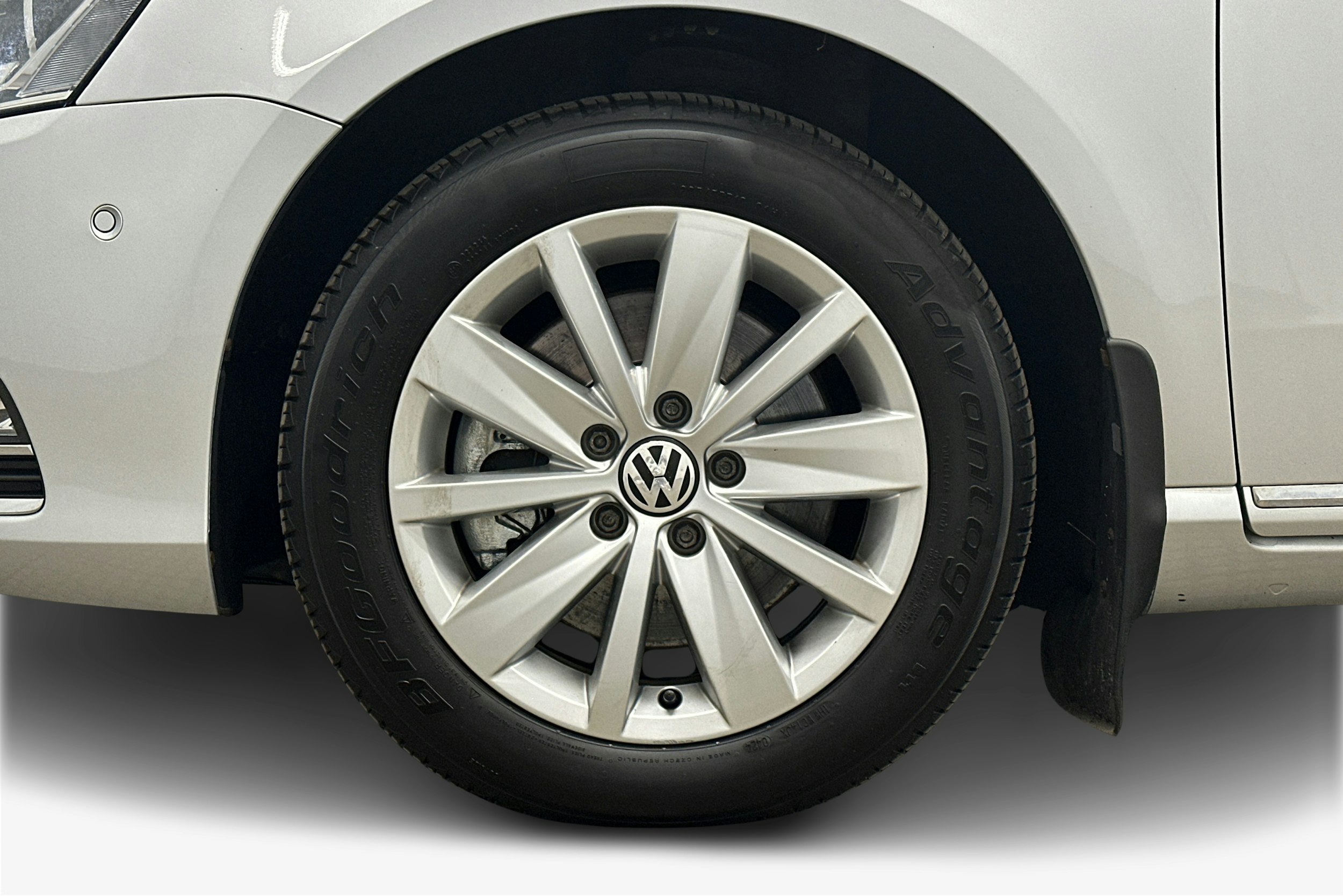 Harmaa Volkswagen PASSAT 2012 kuva 11.