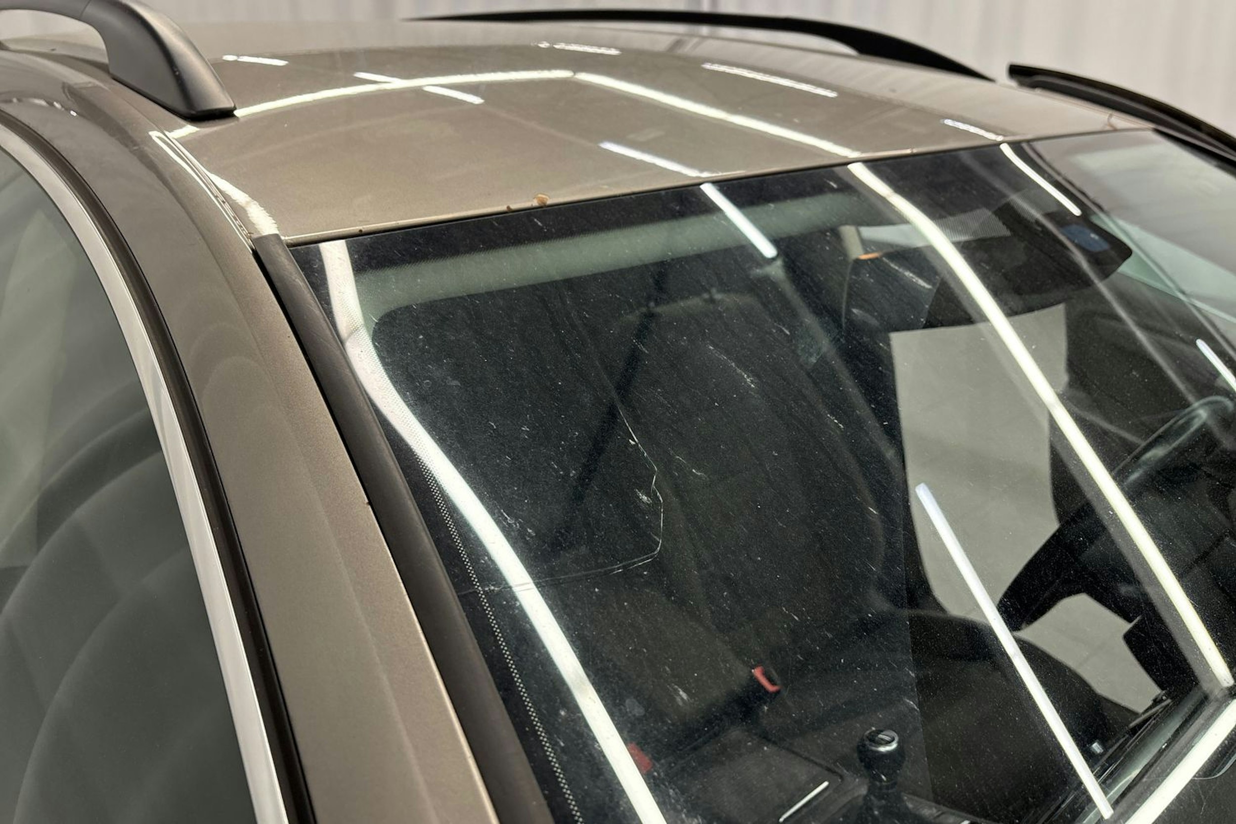 ruskea (beige) Volkswagen Passat 2012 kuva 15.