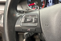 ruskea (beige) Volkswagen Passat 2012 kuva 19.