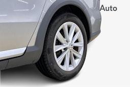 harmaa Volkswagen Passat 2012 kuva 9.