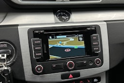 harmaa Volkswagen Passat 2012 kuva 15.